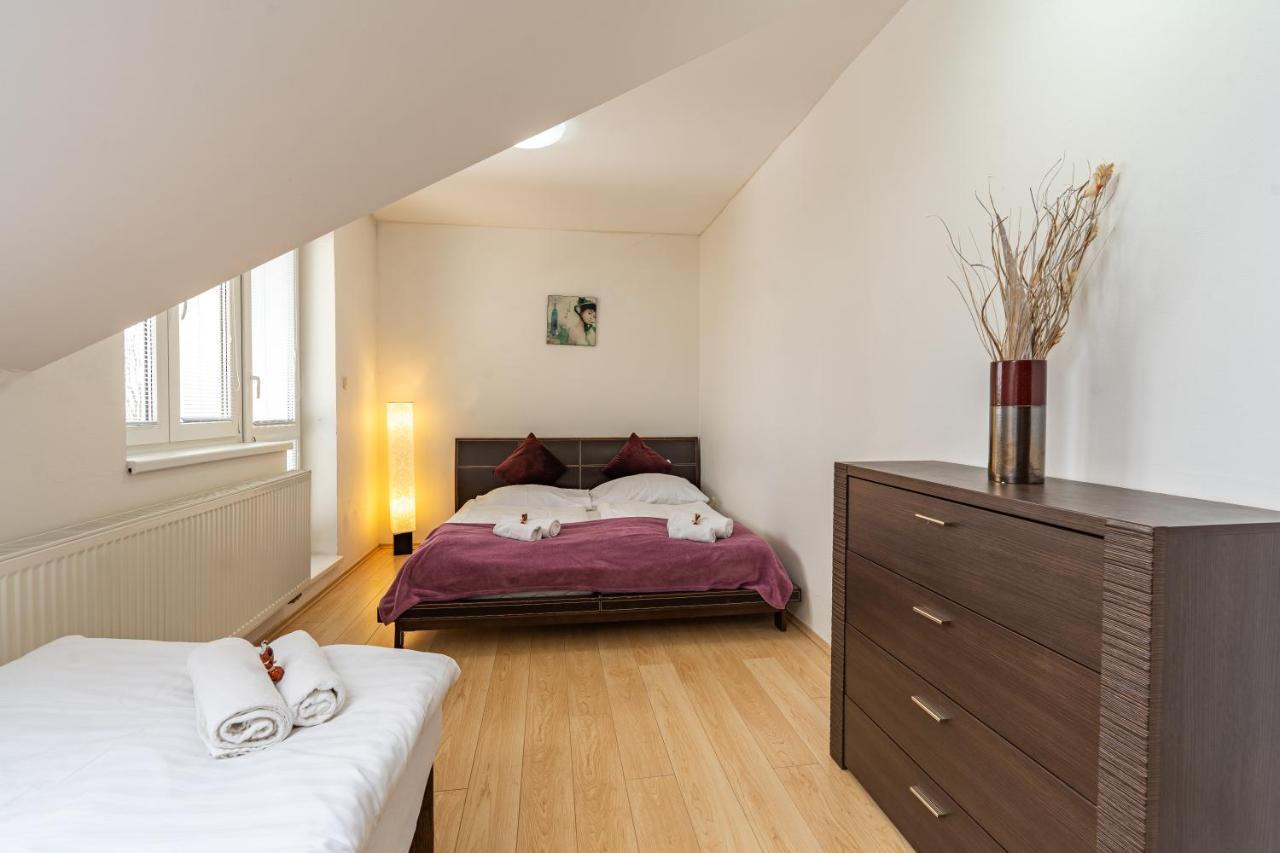 Wili Tatry Apartments Tatranska Lomnica Bagian luar foto